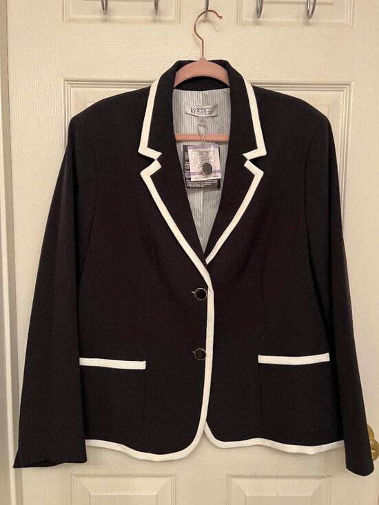 Kasper Jackets & Blazers - Women's blazer NWT with white trim, Size 18.